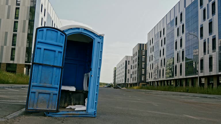 Best VIP or Luxury Restroom Trailers  in Gloucester Point, VA